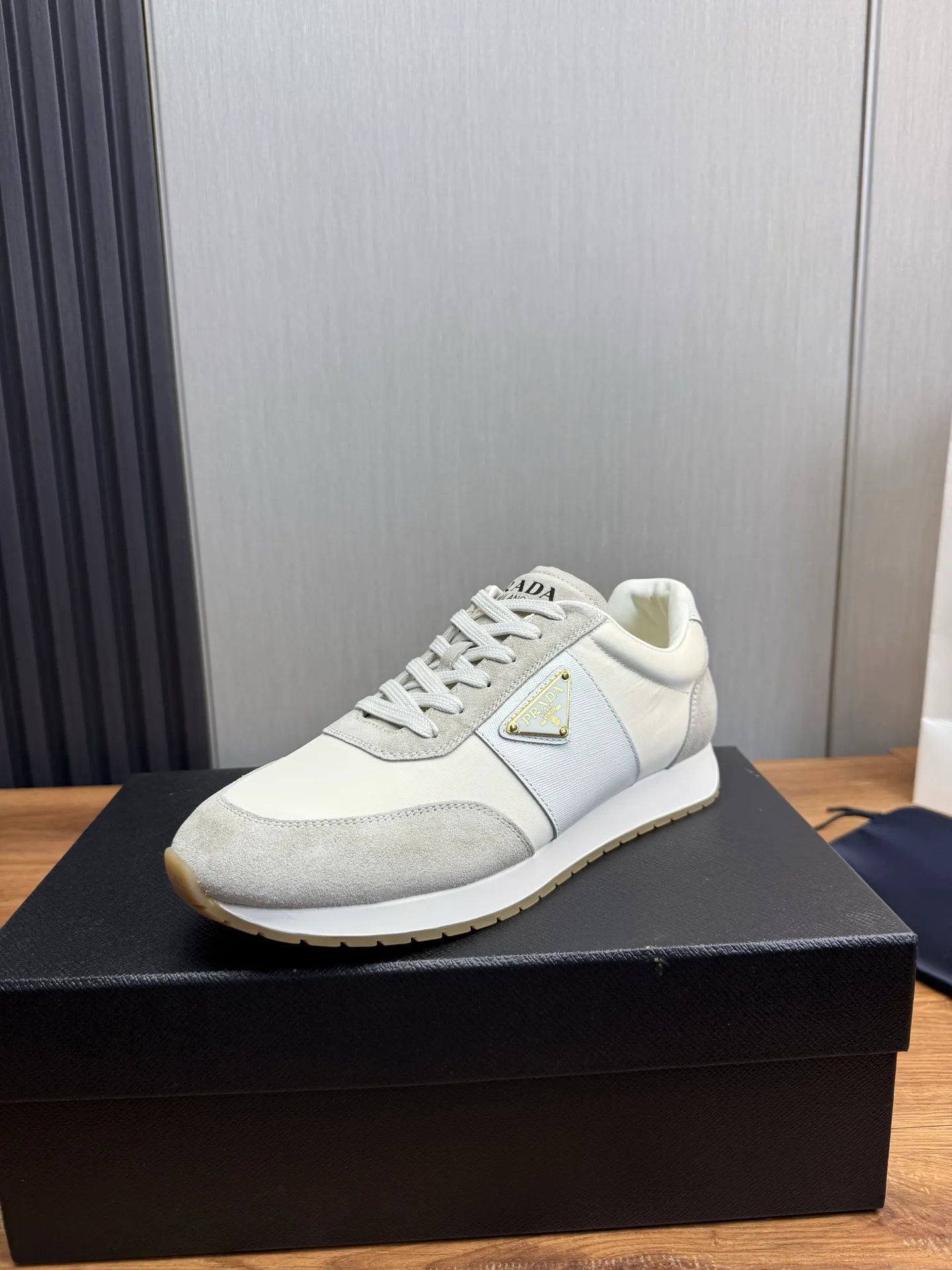 Men's shoes 💰740💰 [PRADA] New models synchronized with the official website, high-quality shipments ✔️Hot-sellers🔥 Original cowhide with imported waterproof fabric + cowhide lining, 1🆚1 replica, original bottom, 38-45 (men's 45 is custom-made and cannot be returned)